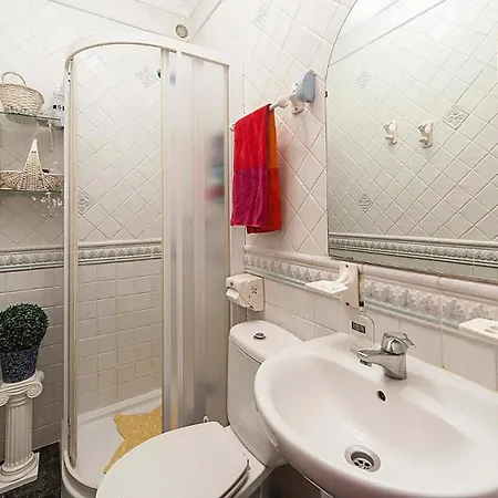 Mit Privatpool Fuer 6 Personen Ca 299 Qm In Nerja, Andalusien Costa Del Sol